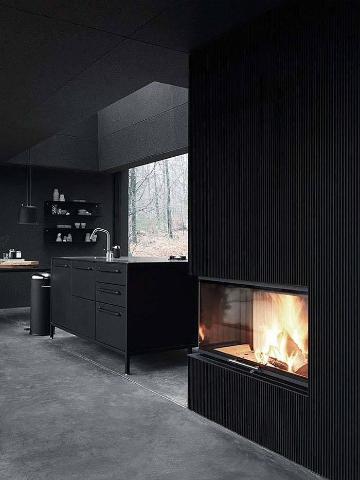 black kitchen cabinets ideas
